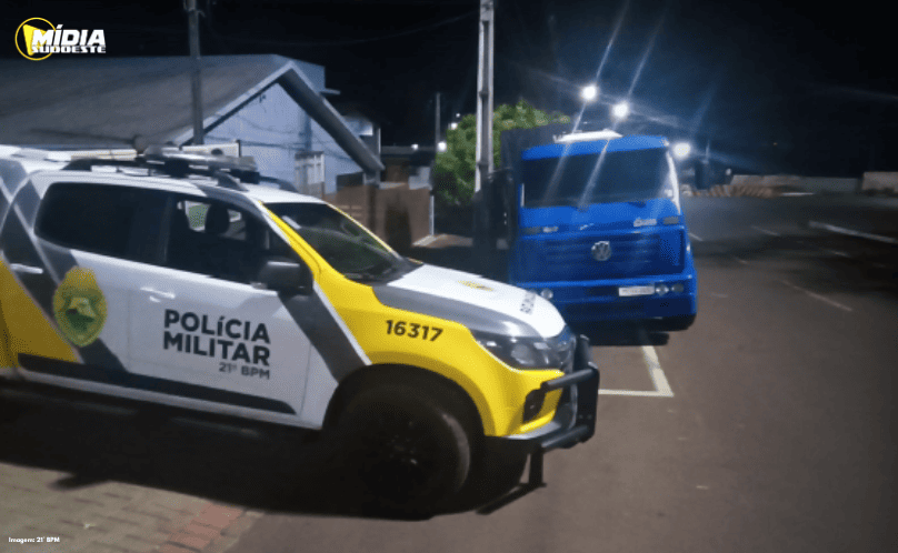 Polícia Militar apreende caminhão e condutor é encaminhado à cadeia de Santo Antonio do Sudoeste