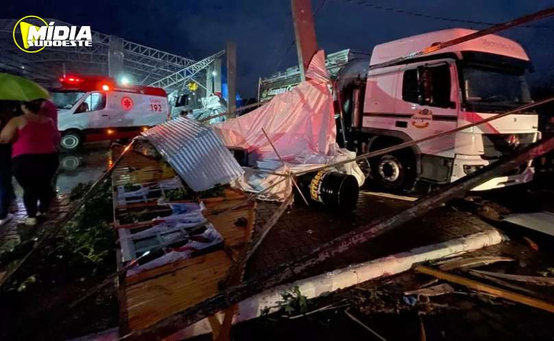 Temporais severos afetam o Rio Grande do Sul, causam destruição e deixam feridos