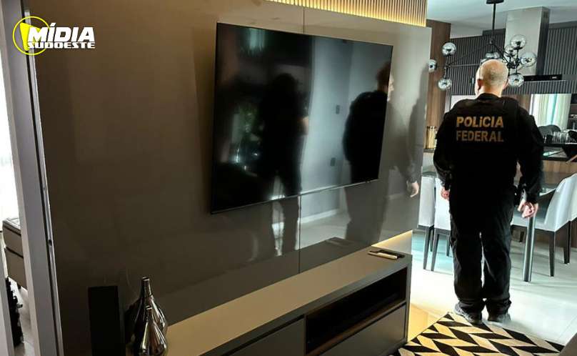 Santa Catarina: Polícia Federal deflagra operação para combater lavagem de dinheiro 