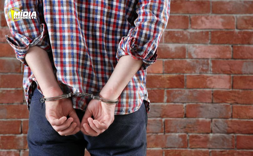 Marmeleiro: homem é preso por descumprir medida protetiva 