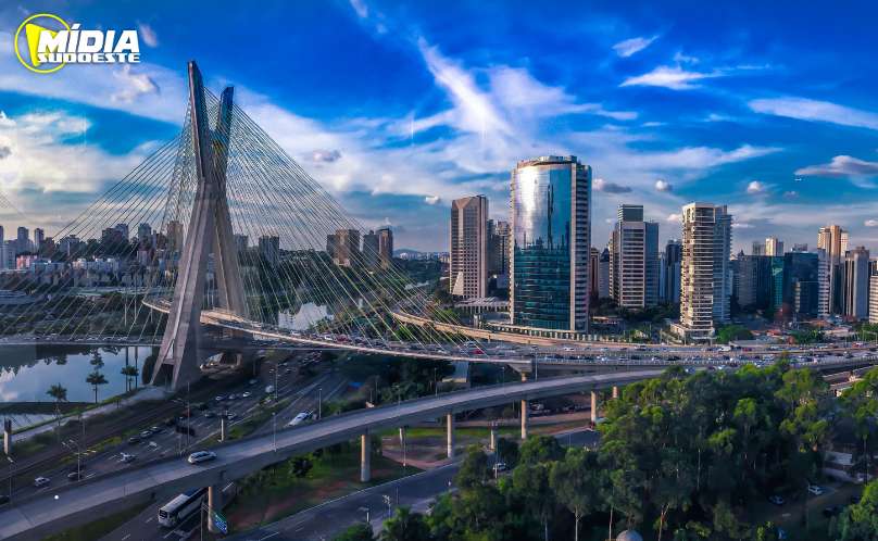 Mercado eleva para 3,49% projeção de expansão da economia em 2024