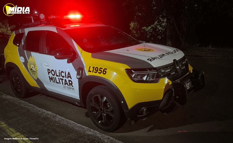 Barracão: suspeitos de roubo são presos após serem contidos por populares