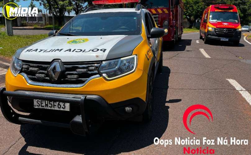 Foz do Iguaçu: pai e filho ficam feridos após veículo colidir em poste 
