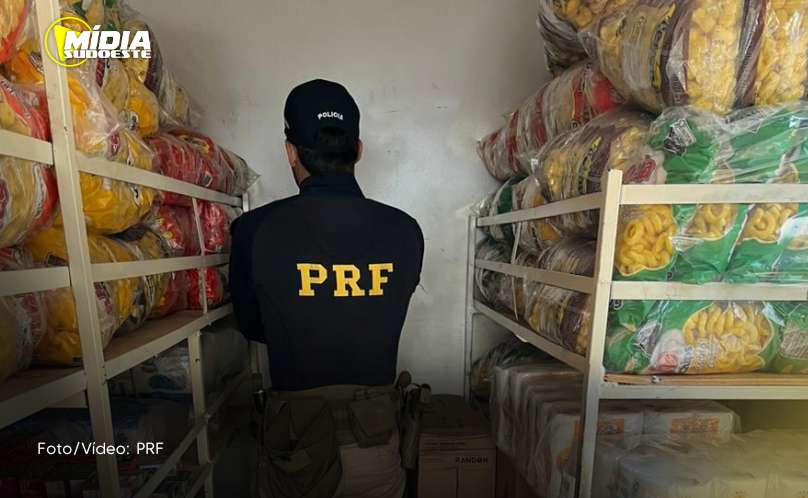 Guarapuava: Polícia Rodoviária Federal apreende 8 mil maços de cigarros contrabandeados