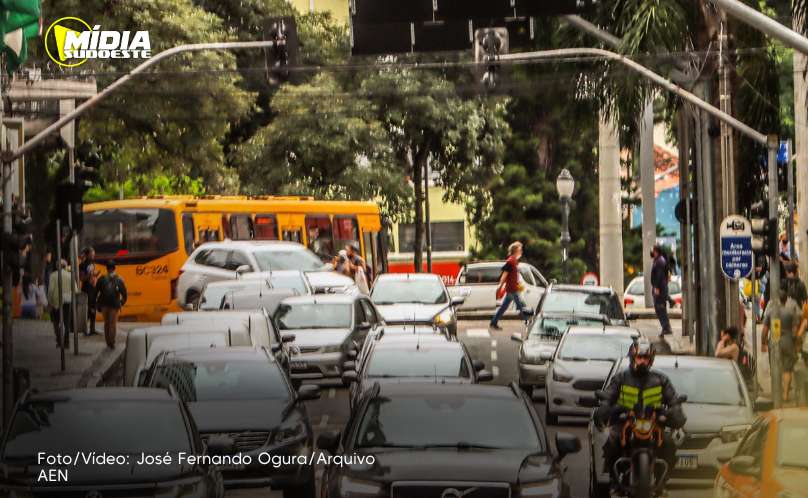 IPVA 2025 de veículos com final de placa 1 e 2 vence nesta segunda-feira; veja como pagar