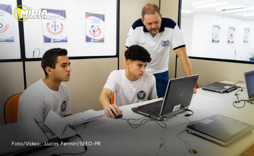 Prazo para se inscrever no Aprova Paraná Universidades termina nesta quinta-feira