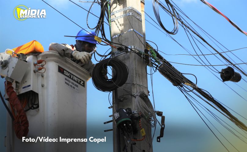 Copel faz levantamento sobre fiação de telecomunicações em postes