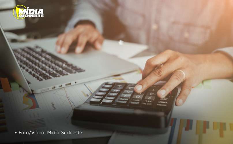 Mercado financeiro eleva previsão da inflação de 5,08% para 5,5% 