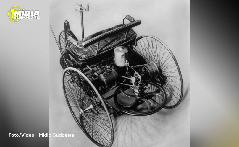 O primeiro automóvel do mundo está prestes a completar 139 anos