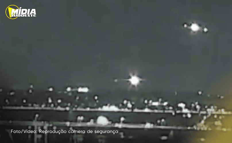 Avião e helicóptero colidem e deixam vários mortos nos Estados Unidos