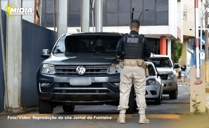 Polícia Rodoviária Federal realiza fiscalização na Aduana de Dionísio Cerqueira