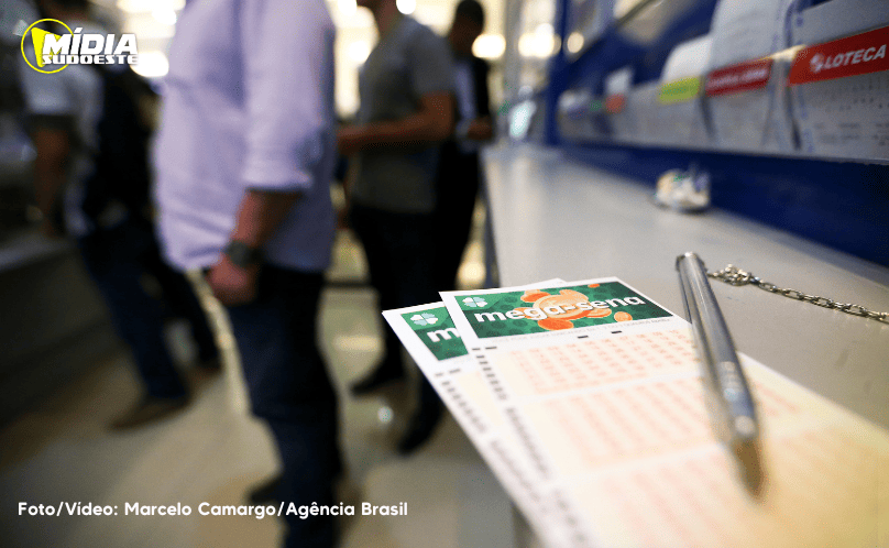 Mega-Sena acumula novamente e prêmio vai a R$ 33 milhões