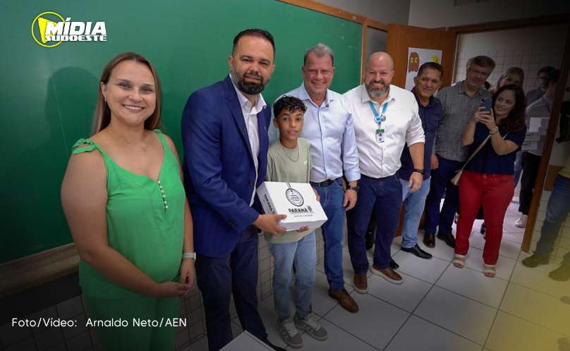 Volta às aulas na rede estadual é marcada pela entrega dos novos kits escolares e cursos técnicos