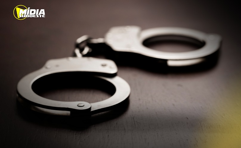 Dois Vizinhos: mulher é presa com cocaína