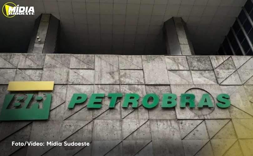 Petrobras lança nova licitação para ampliação de frota