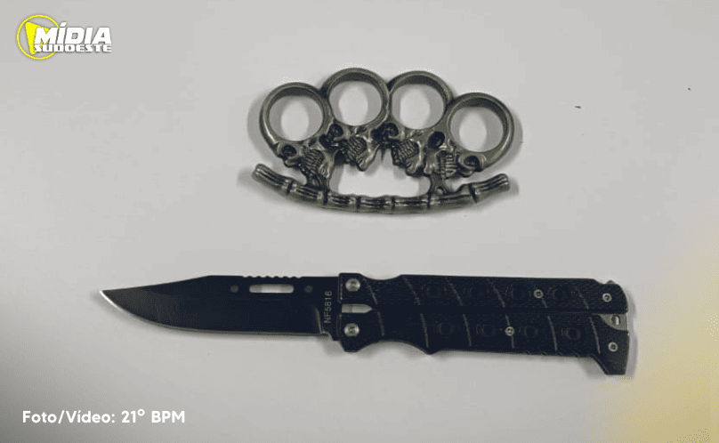 Aluno é flagrado com canivete e soco inglês em escola de Marmeleiro