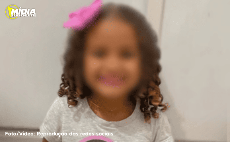 Criança cai em creche, sofre traumatismo e é colocada para dormir