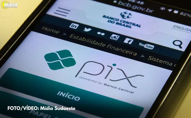 Banco Central muda regras do Pix para garantir mais segurança 