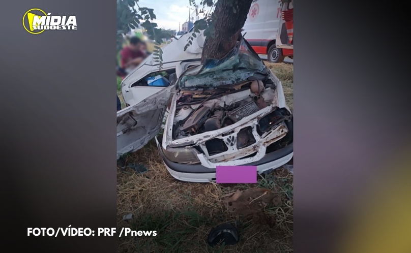 Adolescente de 16 anos morre em acidente na BR-153