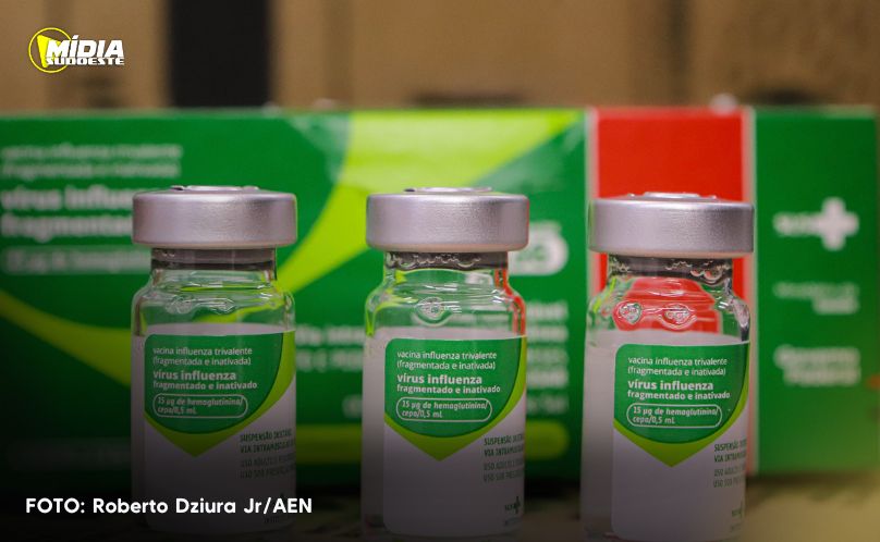 Dados da Covid-19 passam a integrar informe mensal de vírus respiratórios no Paraná