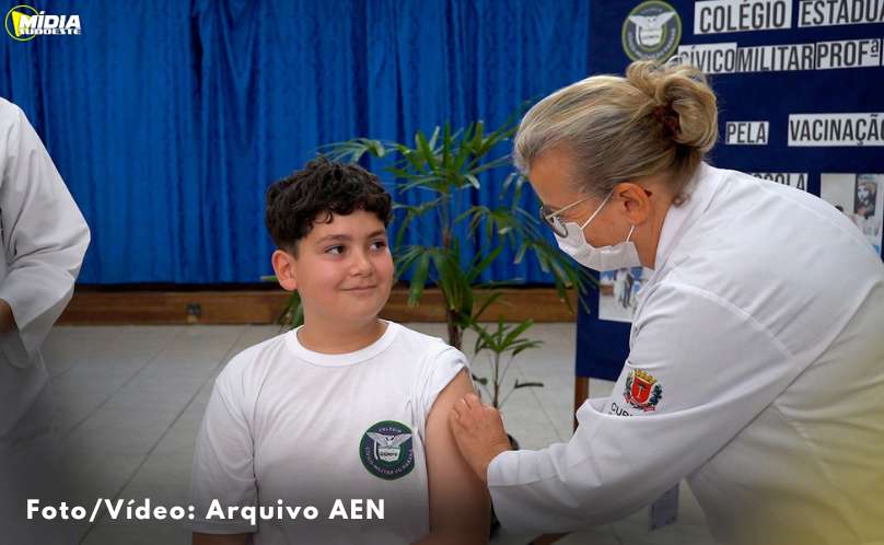 Vacinação começa na segunda nas escolas públicas e privadas; veja como vai funcionar