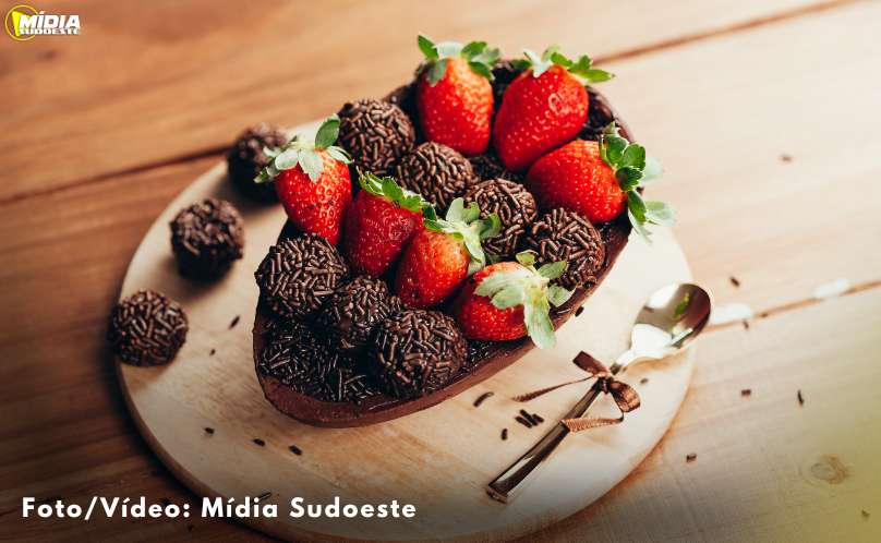 Metade dos brasileiros quer comprar ovos de Páscoa, diz pesquisa