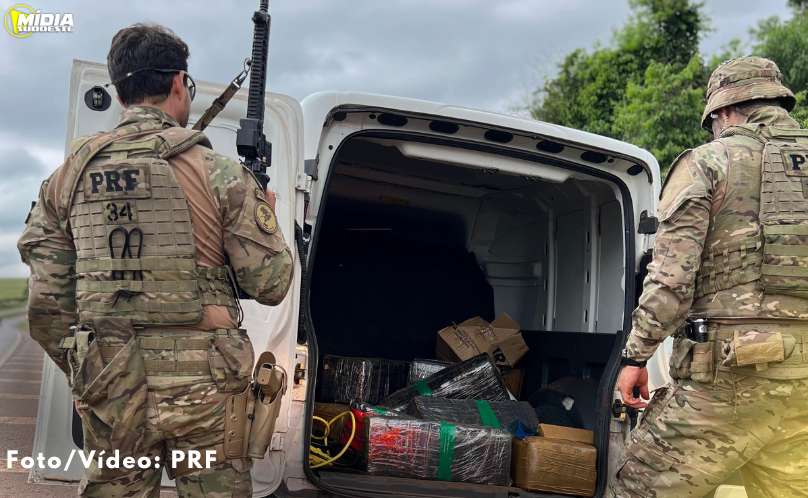 Após mais uma tentativa de fuga, PRF apreende 200 kg de maconha em Cascavel
