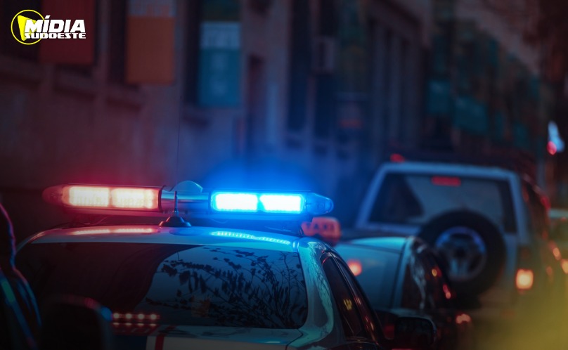 Francisco Beltrão: homem é mulher são presos acusados de furto em uma chácara