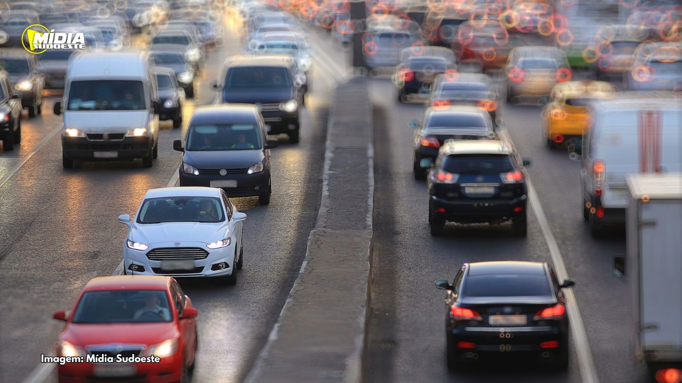 IPVA 2025: prazo da quarta parcela para placas finais 9 e 0 termina nesta segunda