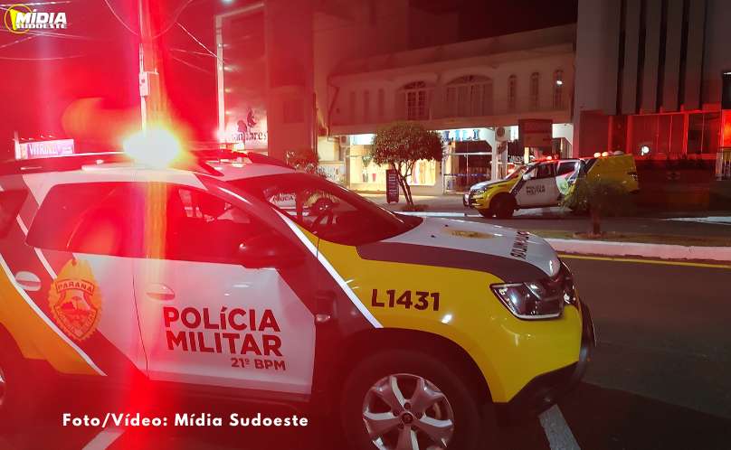 Casal é preso por tráfico de drogas e porte ilegal de arma em Dois Vizinhos