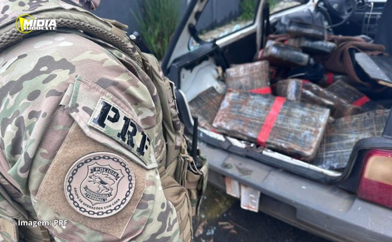 PRF divulga imagens de perseguição e apreensão de mais de 160 kg de maconha na BR‑277