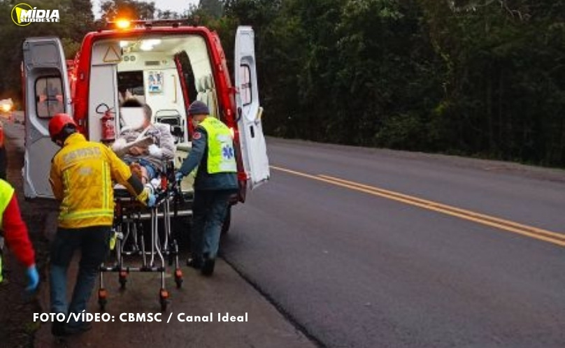 Casal fica ferido após colisão envolvendo moto e cachorro na BR-158