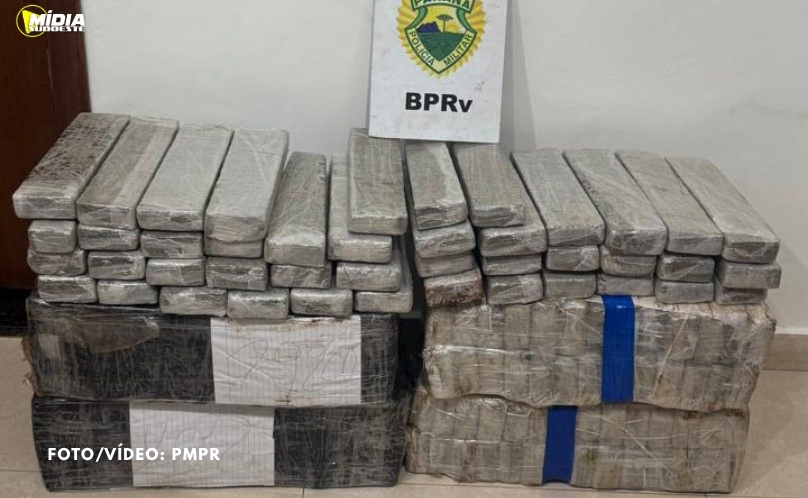 PMPR apreende 100 quilos de maconha e milhares de produtos ilegais do Paraguai