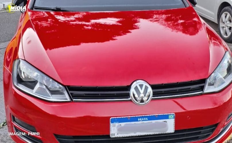 Polícia Militar apreende veículo com sinais de adulteração em Curitiba
