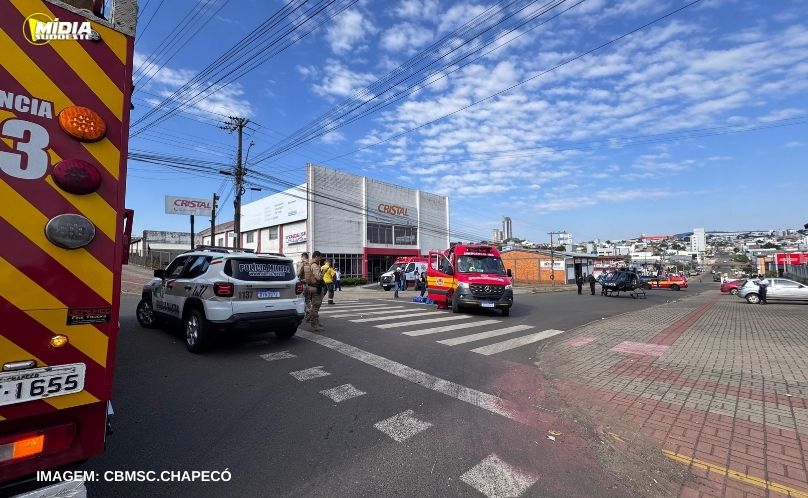 Criança de 12 anos é atropelada em Chapecó e levada em estado grave ao Hospital Regional
