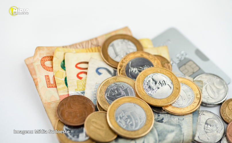 Saques da poupança superam depósitos em R$ 6,25 bilhões em julho