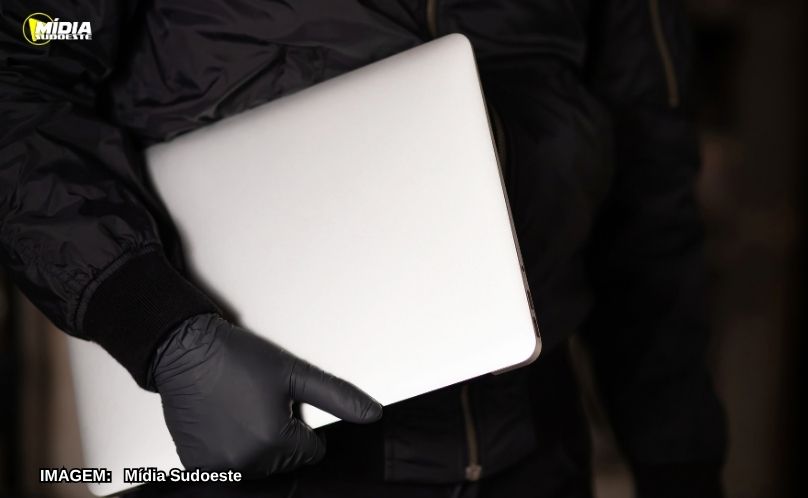 Furto no centro de Dois Vizinhos causa prejuízo de cerca de R$ 7 mil