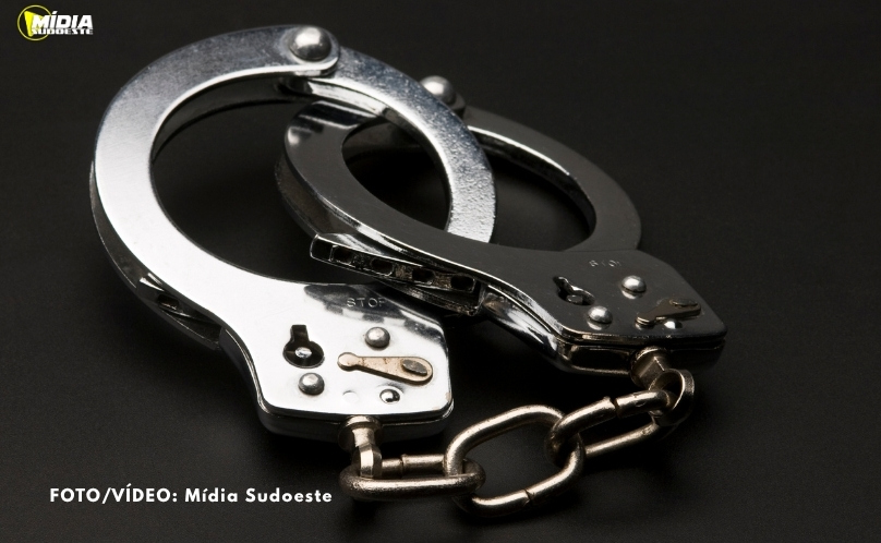 SAS: homem com mandado de prisão é detido durante abordagem