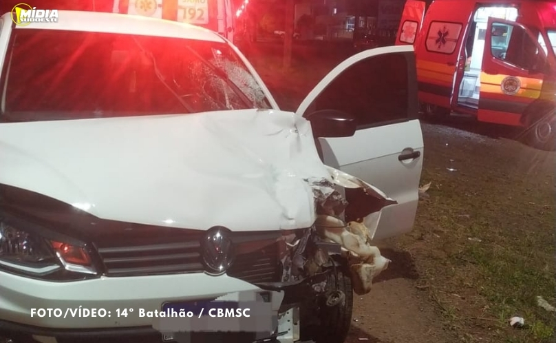 Motociclista sofre fratura exposta em colisão com carro em São Lourenço do Oeste