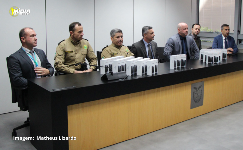 PMPR recebe 1,3 mil celulares apreendidos pelo Gaeco para reforçar o atendimento do 190