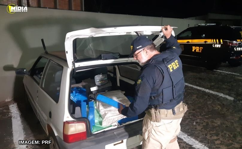 PRF apreende mais de 100 Kg de maconha e recupera veículo roubado em Curitiba
