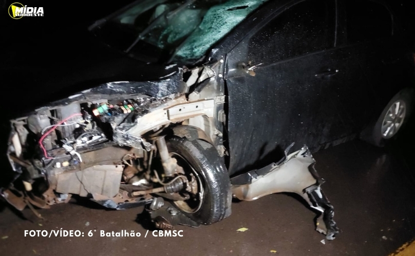 Colisão entre carro e motocicleta deixa motociclista morto em rodovia