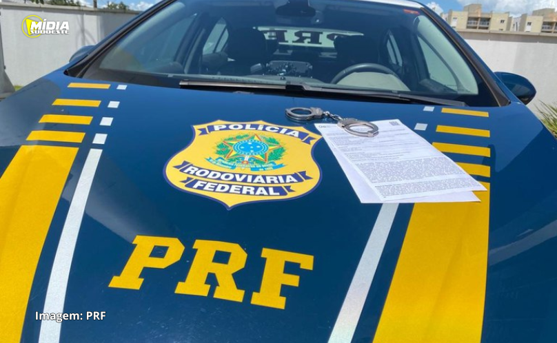 PRF cumpre mandado de prisão de homicida durante fiscalização na BR-163 