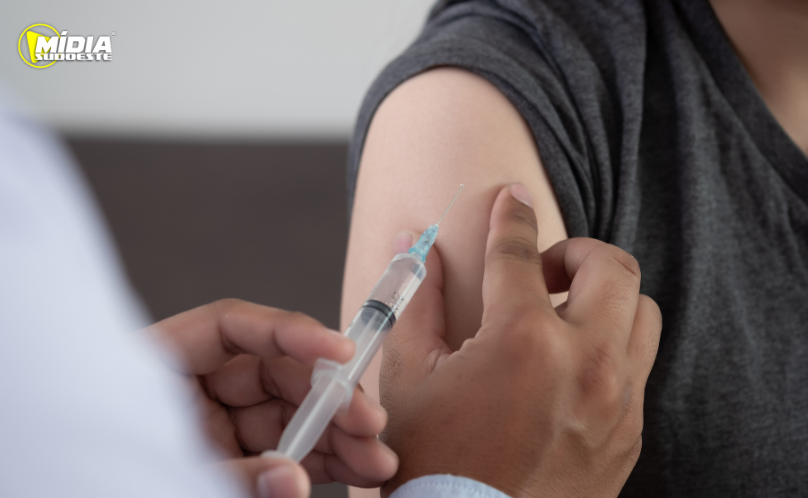 Paraná se destaca na vacinação contra HPV e supera média nacional em 2025