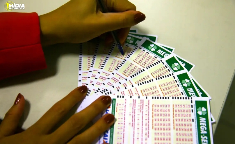 Mega-Sena acumula novamente e prêmio principal vai para R$ 62 milhões