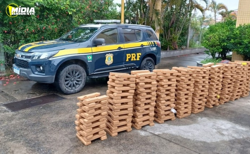 PRF apreende 334 quilos de maconha