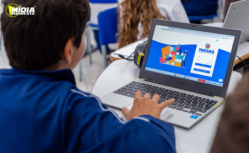 Investimento da Educação em tecnologia supera R$ 220 milhões em 2025