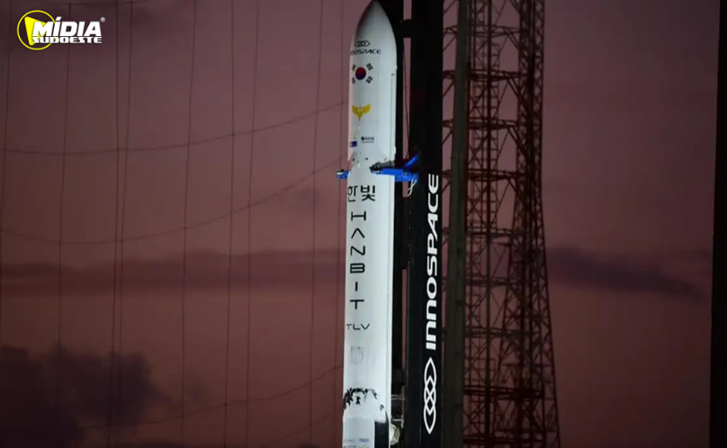 Foguete explode ao decolar na Base de Alcântara