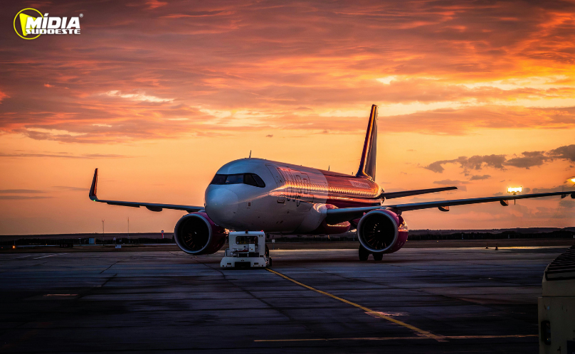 Pilotos e comissários podem entrar em greve a partir de 1º de janeiro