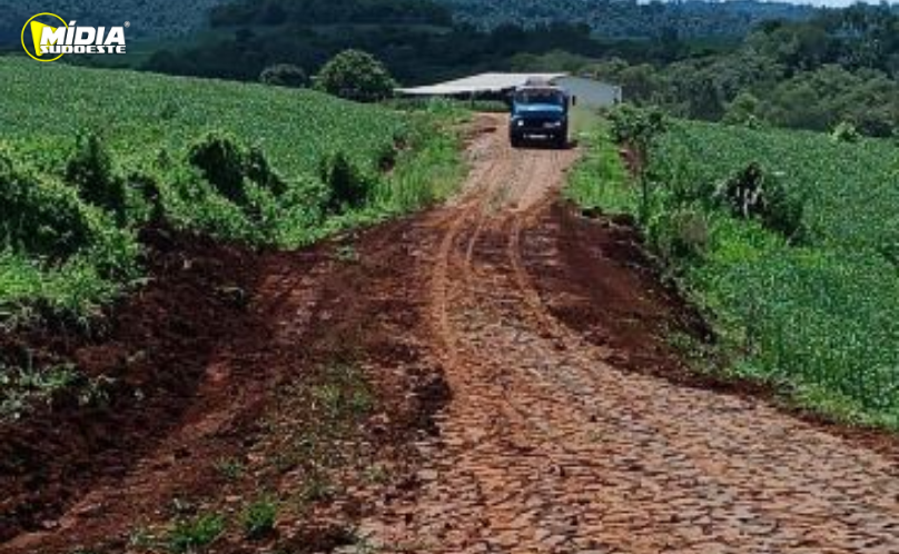 Após fortes chuvas, município inicia trabalhos de recuperação em Capitão Leônidas Marques